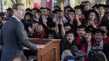 Eric Schmidt Tells Grads to Embrace AI and Immigration, Gets Booed