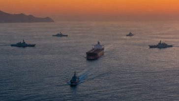 Trump Pauses Project Freedom but Keeps Blockade to Pressure Iran