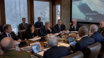 Trump Assembles Hardline Cabinet at Camp David to Confront Iran