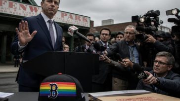 Giants' Posey Shuts Down Pride Questions as DOJ and AGs Probe