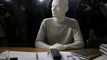 Gates' PR Mask Collapses as DOJ Epstein Files Force Comer Interview