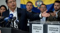 Iván Cepeda Publicly Rejects President Petro’s Fraud Claims, Backs Results