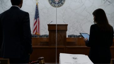 Speaker Johnson Backs Ban on Lawmakers Dating Any Hill Staff