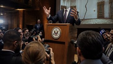 DA Krasner Says He’ll Blow Up White House Ballroom, Keep a Piece