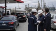 Zeldin’s EPA Eases Fuel Rules to Boost Gas Supply Sept Waiver Unclear
