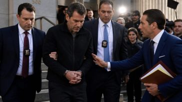 Judge Pauses ICE Removal After Check‑In Arrest Exposes Media Spin