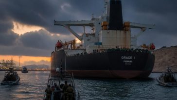 US D‑Day sanctions trigger Iran vow to halt oil, call it act of war