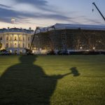 Roberts Lets President Trump Keep $400M White House Ballroom Rolling