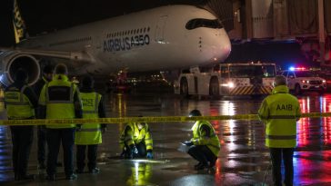 Montréal–Trudeau Death in French bee Pushback Exposes Outsourcing Risks