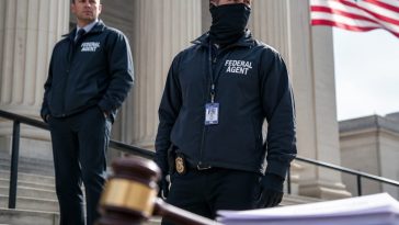 Court Slams Hochul, Blocks NY Ban on ICE Face Coverings