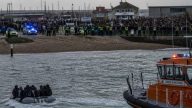 Gosport Residents Block Migrant Dinghy, Boat Forced to Dover