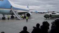 Qatari‑Gifted Air Force One Deploys Slide, Delays President Trump