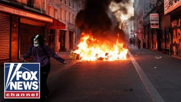 France faces UNPRECEDENTED unrest as expert warns it may be TOO LATE
