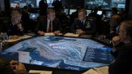 Trump Demands Choice on Iran as Pentagon Readies Bigger Strike Options