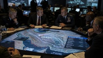 Trump Demands Choice on Iran as Pentagon Readies Bigger Strike Options