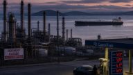 Trump: Shuttered Refineries, Not Strait of Hormuz, Are Driving Gas Prices