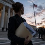 Appeals Court Halts Hinojosa Bid to Pry Open Abbott‑Musk Emails